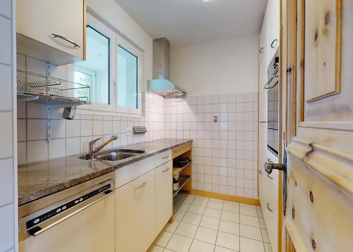 Ova Cotschna 301 Apartament *